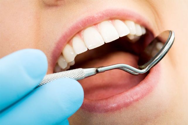 Pesadilla: dentista mete su pene en la boca de un paciente por depresión