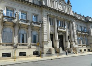 Pasan a disponibilidad a tres policías
