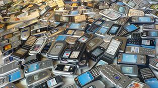 Las Defensorías del Pueblo también piden que la telefonía móvil sea servicio público