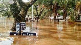 Con 20 mil evacuados, se puso en marcha el Sistema Federal de Emergencias