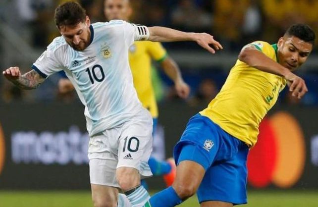 Argentina podría enfrentar a Brasil en la fecha FIFA de noviembre