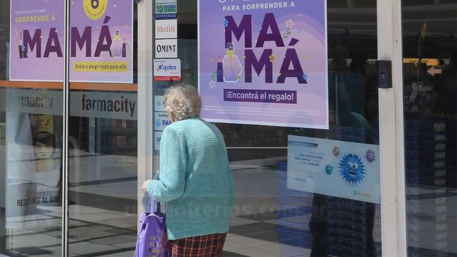 Paraná: en la previa al Día de la Madre, comercios van ampliando su horario de atención