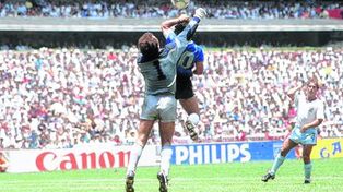 Maradona: Con la tecnología actual, mi gol a los ingleses no valdría