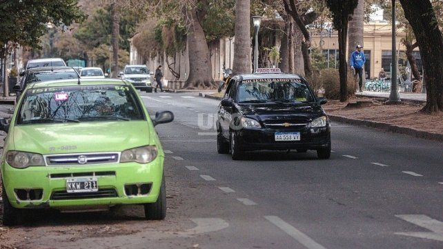 El corte del suministro de GNC complica a taxis y remises