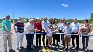 El gobernador inauguró la pavimentación de la Ruta Provincial N°36, entre Colonia Sager y la Ruta Nacional N°11.