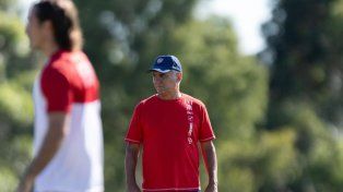 Unión volvió al trabajo con la mira en Aldosivi y dudas en el equipo