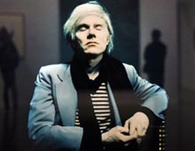Rematan los &uacute;ltimos autorretratos de Andy Warhol