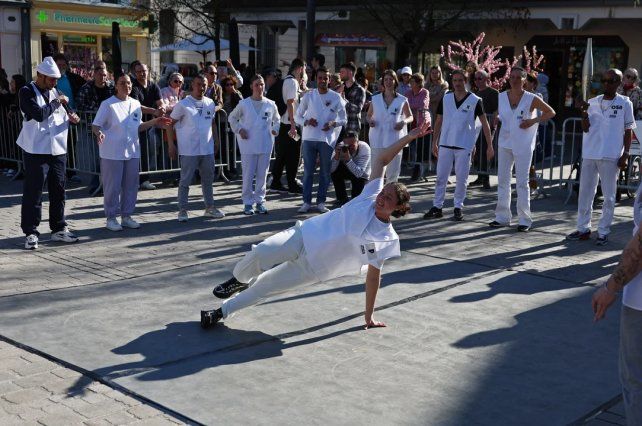 Seleccionan a alrededor de 45.000 voluntarios para los Juegos París 2024