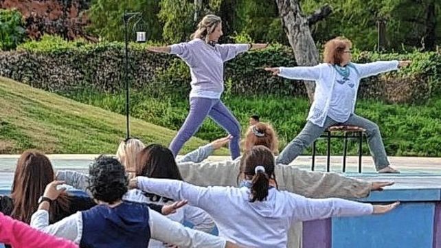 La comunidad del yoga celebra su día internacional