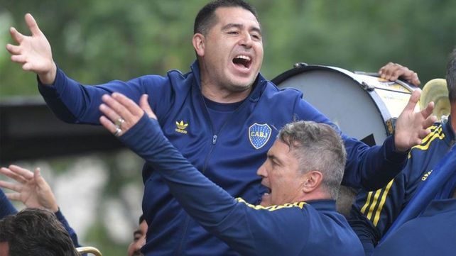 Juan Román Riquelme va de candidato a presidente de Boca Juniors por el oficialismo.