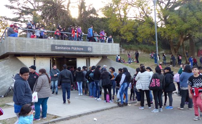 Proponen instalar baños públicos en el centro de la ciudad