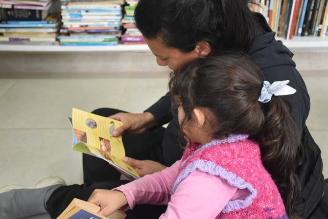 Ybarlucea: Reabrió la Biblioteca Julio Migno en un espacio renovado