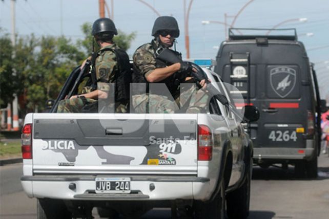 Operativos policiales en cuatro barrios de la ciudad de Santa Fe