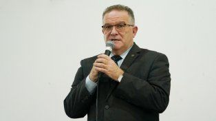 Perotti removió a Lagna y designó a un ex jefe policial como ministro de Seguridad