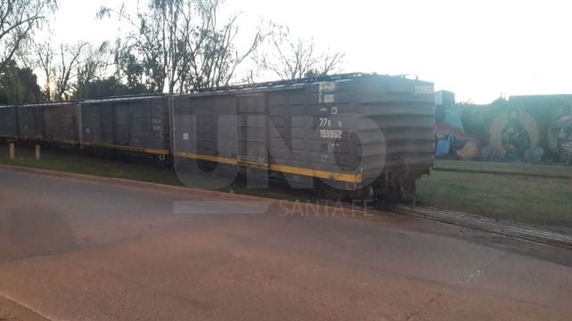 Otra vez y van: en tan solo 24 horas volvió a descarrilar un tren en Candioti Norte