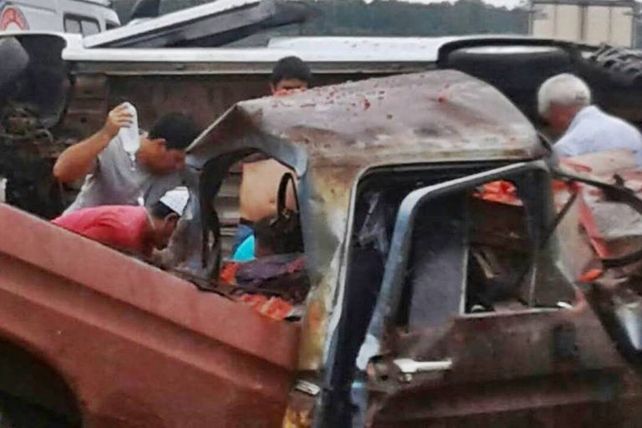 Un choque frontal entre un auto y una camioneta provocó otra muerte en la Autovía Artigas