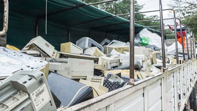 La Municipalidad de Paraná recolectó 331.200 kilos de residuos de aparatos eléctricos y electrónicos en siete años en una importante acción a favor del ambiente