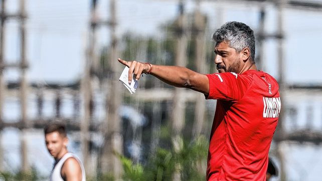 Munúa mete cuatro cambios en Unión para recibir a Banfield