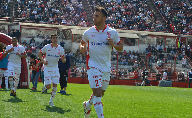 Adri&aacute;n Calello reconoci&oacute; un llamado por parte de Uni&oacute;n.