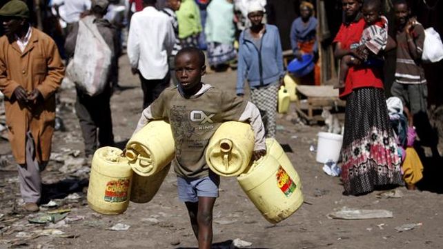 Casi la mitad de los niños vive en hogares pobres, según el INDEC Casi la mitad de los niños vive en hogares pobres, según el INDEC