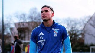Kendry Páez llegó a River entre críticas desde Francia por su paso en Estrasburgo