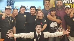 Se quejó porque la atendió un chico Down y terminó escrachada
