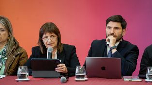 Bullrich y Pullaro dieron una conferencia de prensa por la baja de los homicidios en Rosario.&nbsp;