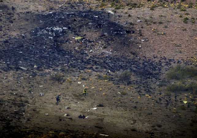 Confirman el hallazgo de m&aacute;s restos humanos de la tragedia del avi&oacute;n de Sol