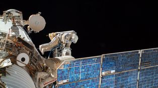 La caminata lunar en la que ingresó interferencia de un radiotaxi argentino.&nbsp;