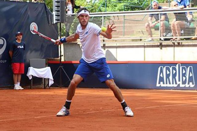 Leo Mayer sigue con su paso triunfal en el Abierto de Hamburgo