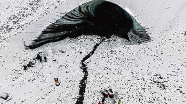 Un turista murió golpeado por un hielo en una cueva