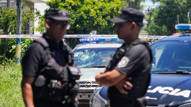 Foto de archivo. La Policía presente en operativo por choque entre un auto y una moto en que derivó en el hallazgo de droga