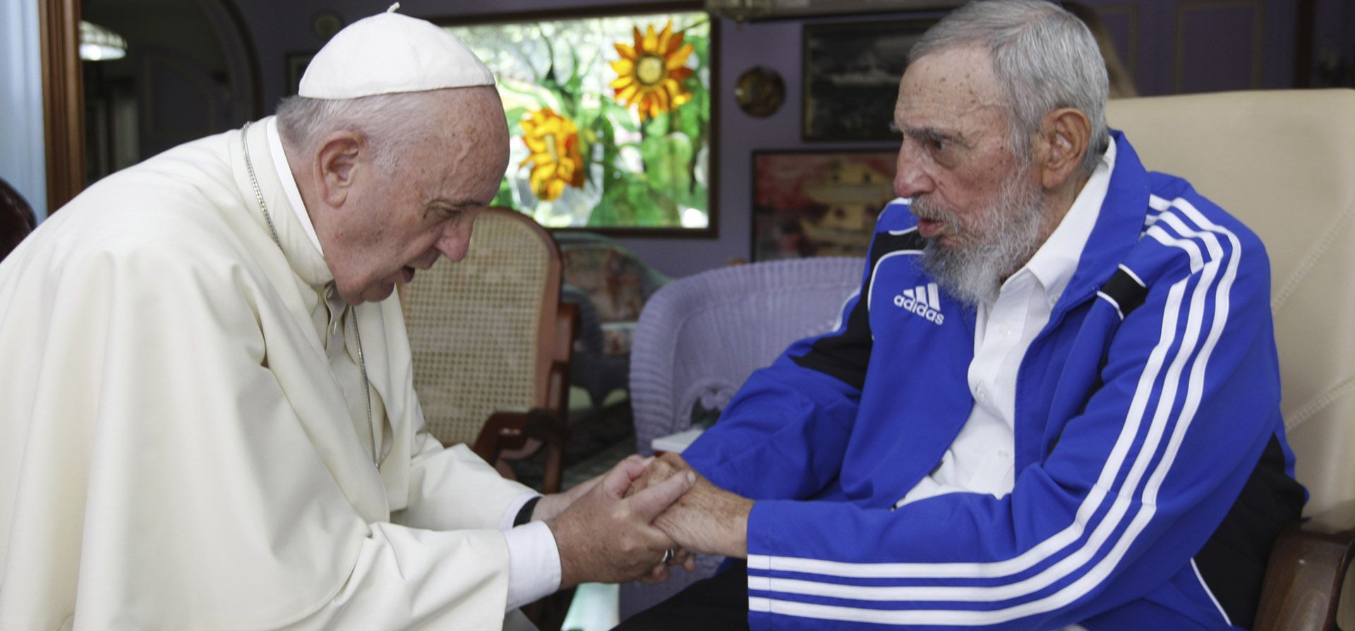 El papa Francisco, a la izquierda, se reúne con Fidel Castro en La Habana, Cuba, el domingo 20 de septiembre de 2015. (Foto AP/Alex Castro, archivo) El papa Francisco, a la izquierda, se reúne con Fidel Castro en La Habana, Cuba, el domingo 20 de septiembre de 2015. (Foto AP/Alex Castro, archivo)