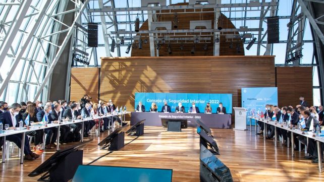 El ministro Lagna se reunió con el ministro de Seguridad de la Nación