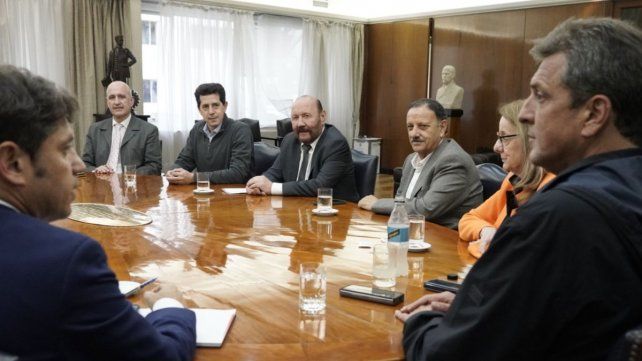 Sergio Massa prometió garantizar sueldos y aguinaldo