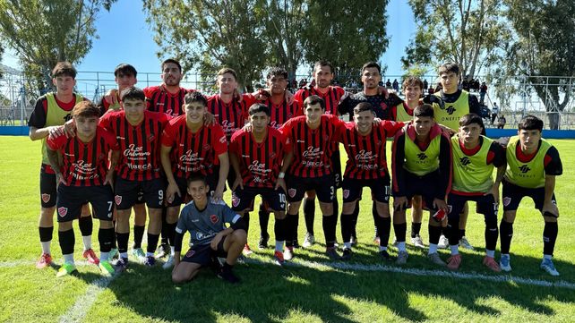 El Rojinegro va por la clasificación. Unión en Álvarez recibe a Atlético Empalme de Villa Constitución. En la ida empataron 2-2.&nbsp; 