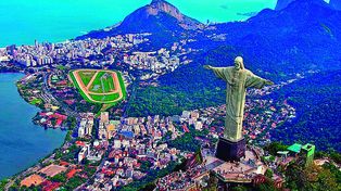 Se espera que muchos turistas argentinos viajen a Brasil para disfrutar esta temporada de verano.