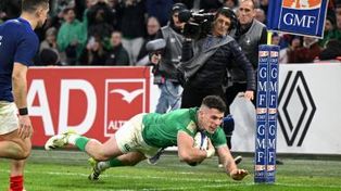 Irlanda goleó a Francia por 38-17 y es candidato a repetir en el Seis Naciones