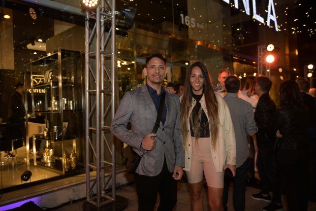 Oscar Gil y Gisela Bezek