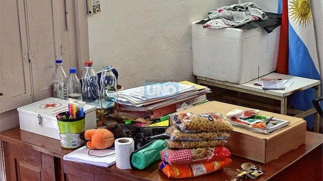 Por el hecho demoraron a un menor de edad de Paraná. Un adulto logró escapar. Ingresaron a una oficina y sacaron llaves por lo que estiman que conocen el lugar