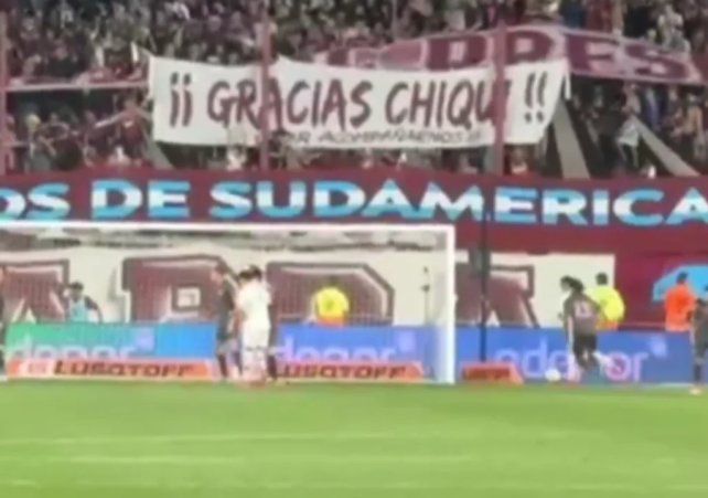 Gracias chiqui: la bandera de Lanús