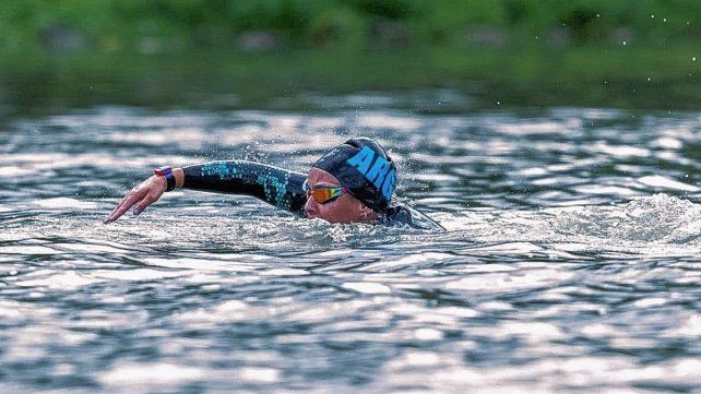 La santafesina Candela Giordanino ocupó la 7° posición en aguas abiertas en Chile.