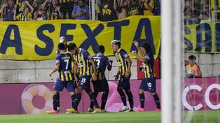 El último partido de local de Central fue en San Nicolás, pero igual se las arregló para recuperarse de la caída ante Talleres.