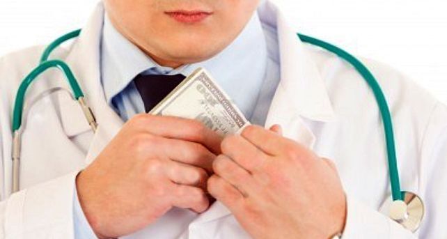 Oca&ntilde;a asegur&oacute; que la medicina prepaga no est&aacute; autorizada a cobrar coseguros