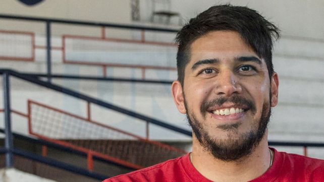 Román está feliz