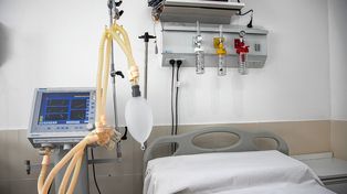 Por el gran aumento de casos reorganizan los hospitales de la ciudad de Santa Fe
