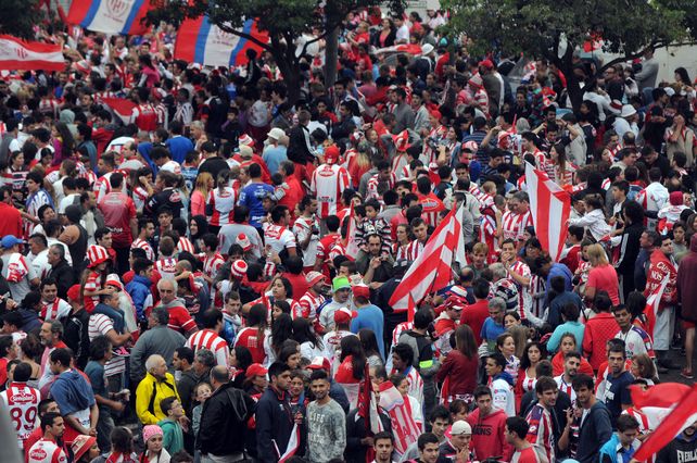 Uni&oacute;n volvi&oacute; a regalarle un lindo video a sus hinchas en redes sociales.&nbsp;