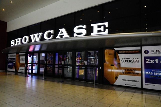 La posible salida de Showcase del país implicaría el cierre del cine comercial más grande de la ciudad