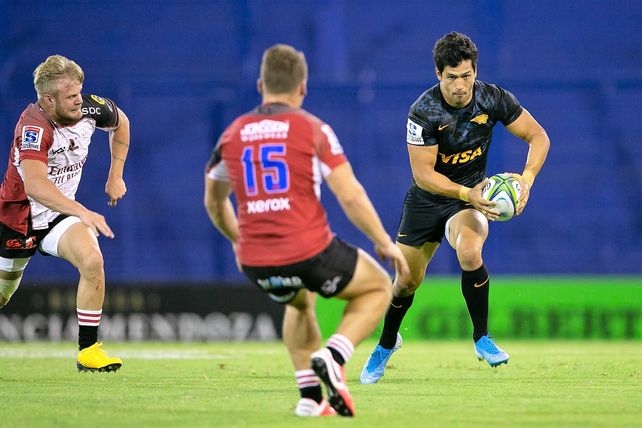 Los Jaguares vencieron a Lions en el debut