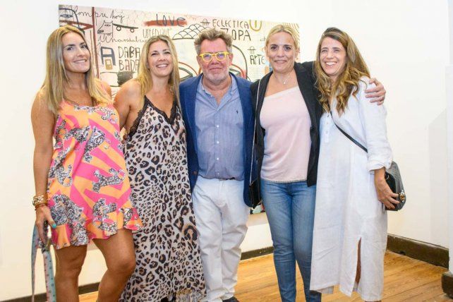 Brenda y Bárbara Lomello,  Milo Locket, Romina Hoffman y Silvina Romero.  